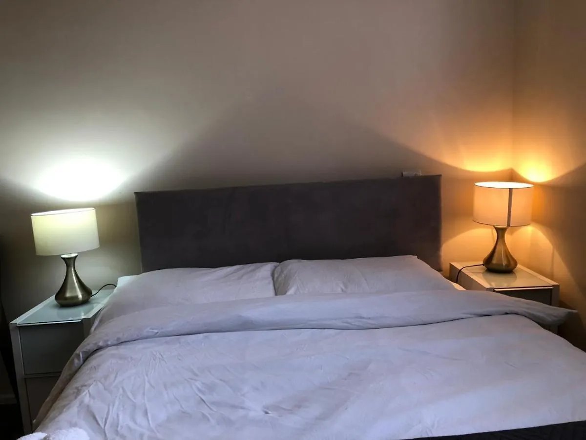 Entire Flat Very Comfortable 1 Bedroom London